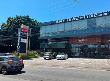 Local comercial · 323m² · 4 Estacionamientos · Local en Renta Blvd. Campestre, Valle del Campestre, León, Gto