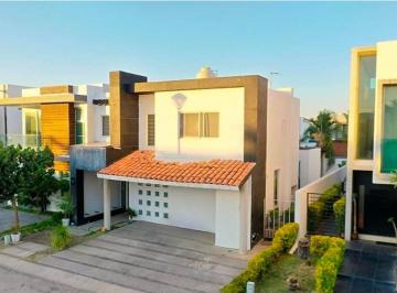 Casa de 3 habitaciones, Tlajomulco de Zúñiga · Casa en Venta en Santa Anita - Provenza La Romana 150
