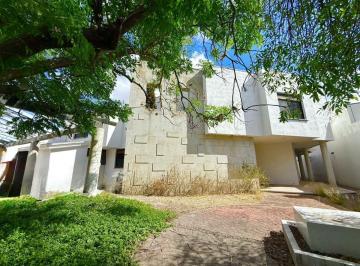 Casa de 5 habitaciones, Aguascalientes · Casa en Venta en Aguascalientes Norte en La Herradura Excelente Casa con Amplios Espacios y Exclente