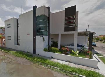 Casa de 3 habitaciones, Tepic · Excelente Oportunidad de Inversión Cuenta con 3 Recámaras en Venta con 335 m² de Terreno en Tepic