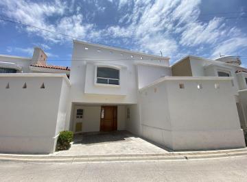 4acf4a0fd263180c2976dc8a19ee004df461cde832bd7c95961525138dae2149 · Casa en Renta Privada La Peña en Trojes de Oriente