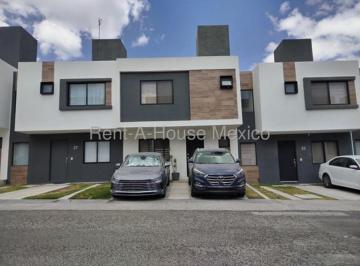 Casa de 3 habitaciones, El Marqués · Rento Casa en Privada de Zakia con Amenidades 3 Recamarasa 3 Baños 2 Autos