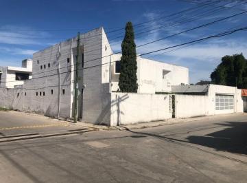 Casa · 457m² · 5 Recámaras · 2 Estacionamientos · Casa en Venta en Campeche: Col. Prado