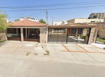 Casa de 3 habitaciones, Gómez Palacio · ¡Increible Propiedad! Ubicada en Durango Las Rosas Gomez Palacio