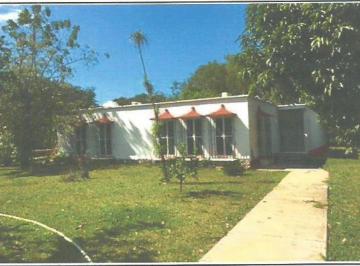 Casa · 315m² · 3 Recámaras · 2 Estacionamientos · Casa en Venta en Campeche: Imi