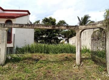 Terreno / Lote · 250m² · Terreno en Venta en Campeche: Col. Bosques de Campeche