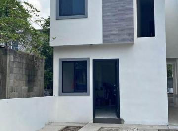 Casa · 83m² · 2 Recámaras · 2 Estacionamientos · Casa Nueva en Col. Revolución Verde Cd. Madero