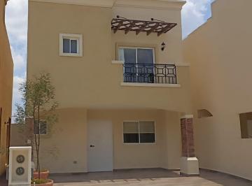 Casa · 99m² · 3 Recámaras · 2 Estacionamientos · Casa Privada Viñedos 3 Recamaras 1.5 Baños - (4)