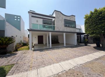 Casa en Renta de 5 habitaciones Lomas de Angelópolis · Renta de Casa con Jardín Zona Lomas de Angelópolis 1, San Andrés Cholula