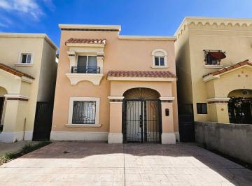 Casa de 3 habitaciones, Juárez · Comodidad en Montecarlo