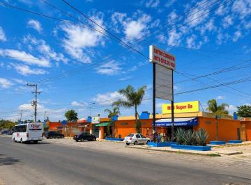 Local comercial , San Pedro Tlaquepaque · Plaza Comercial en Venta | Santa Cruz del Valle | 3500 m² Sobre Vialidad Alto Transito
