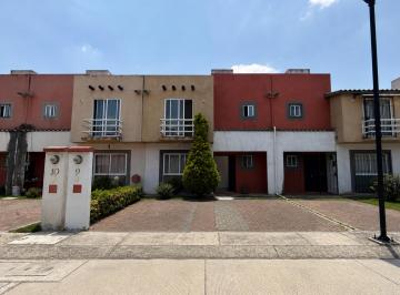 Casa en condominio de 3 habitaciones, Toluca · Casa en Renta en Toluca Zona Aeropuerto.