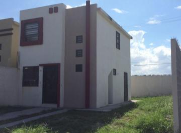 Casa · 88m² · 3 Recámaras · 1 Estacionamiento · Casa en Renta Privadas de Santa Rosa