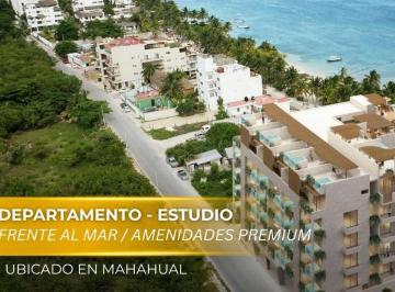 Departamento · 42ha · 1 Recámara · 1 Estacionamiento · Estudio en Venta Frente Al Mar en Mahahual | Amueblado con Jacuzzi, Alberca y Gym
