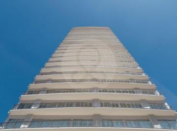 Departamento · 280m² · 3 Recámaras · 3 Estacionamientos · Blvd Reforma Iv: Departamento en Venta en El Yaqui