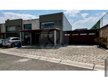 pulppo_acm · Bosques de Las Fuentes: Casa en Condominio en Venta en Calimaya