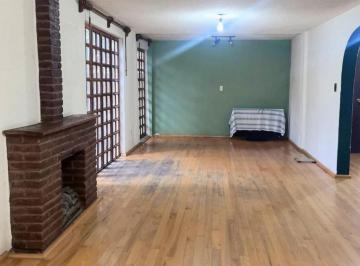 Casa en condominio · 332m² · 4 Recámaras · 3 Estacionamientos · Casa en Venta en Lomas Estrella