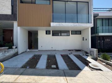 Casa de 4 habitaciones, Zapopan · Estrena Casa en Valle Imperial