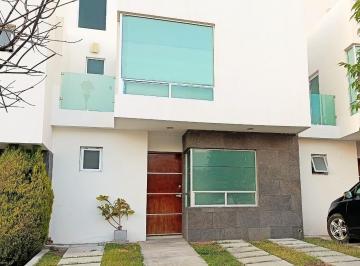 Casa de 4 habitaciones, El Marqués · Casa Venta El Mirador Privada 4 Rec 3 Baños 3 Est Roof Garden Estudio Patio Balcón Lujo Oportunidad