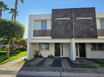 Casa de 3 habitaciones, Zapopan · Casa en Renta Real del Carmen Grand, Zapopan