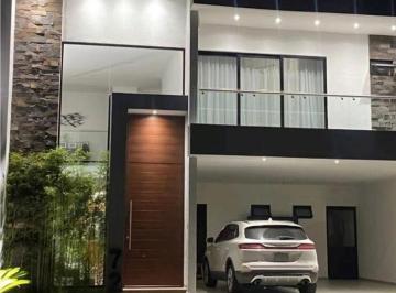 Casa · 313m² · 3 Recámaras · 2 Estacionamientos · Casa en Punta Tiburón