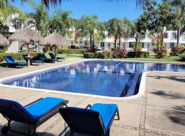 Casa de 3 habitaciones, Bahía de Banderas · Casa en Venta en Bucerías en El Fraccionamiento Terralta III