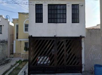 Casa de 3 habitaciones, Apodaca · Casa con 3 Habitaciones en Venta, 200 m² Superficie de Terreno en Monterrey Nuevo Leon
