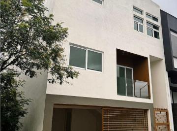Casa en condominio de 3 habitaciones, García · Casa en Renta en Cumbres Elite Premier