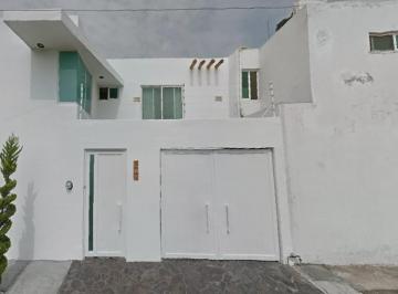 Casa de 3 habitaciones, Irapuato · Venta de Casa en Las Pazas, Irapuato.