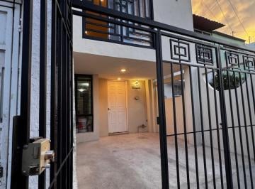 Casa de 3 habitaciones, San Pedro Tlaquepaque · Casa en Renta