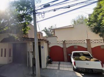 Casa de 4 habitaciones, Alvaro Obregón · Casa Premium en Venta Cerca de San Ángel y Periférico