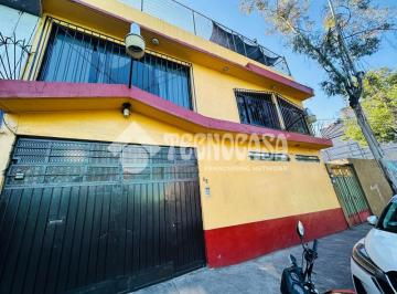 Foto · Casa - Venta