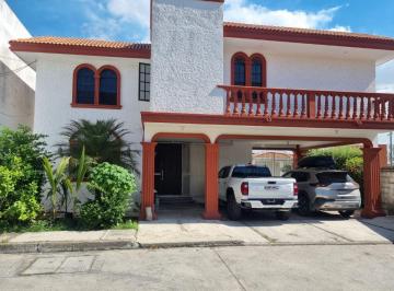 Casa de 3 habitaciones, Tampico · Casa en Venta Universidad Poniente