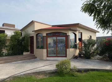 Quinta en Venta de 4 habitaciones Las Adjuntas · Oportunidad Única Sobre La Carretera Nacional