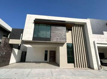 Casa de 4 habitaciones, Saltillo · Casa en Venta Fracc. Rincon de Alcántara