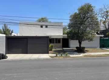 Casa de 6 habitaciones, San Pedro Garza García · Casa de Una Planta en Venta, Col del Valle Spgg