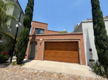 Casa de 3 habitaciones, San Miguel de Allende · Casa en Renta – Fracc. El Paraíso