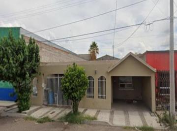 Casa en Venta de 4 habitaciones Imperial · Casa en Venta en Industrial Norte, Delicias, Chihuahua
