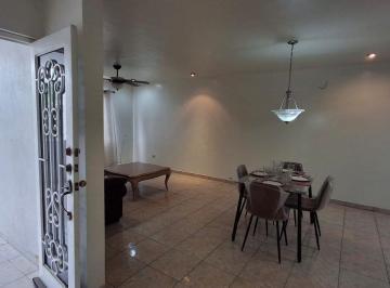 737ec1622ea73f94d356bedfae2211af8c18bfaed348b075fe674adb83c014c7 · Departamento Amueblado de 3 Habitaciones, en Portal de Aragón