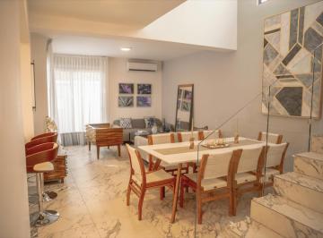 Casa · 160m² · 3 Recámaras · 2 Estacionamientos · Casa con Jardin en Residencial con Casa Club en Venta Playa del Carmen