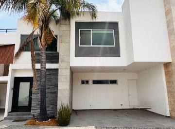 Casa de 3 habitaciones, San Andrés Cholula · Casa con 3 Recámaras en Renta, Lomas de Angelópolis