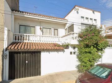 Casa de 4 habitaciones, Iztapalapa · Hermosa Casa en Venta en Iztapalapa!