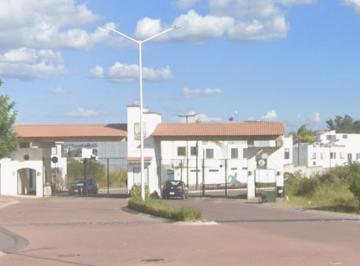 Casa de 4 habitaciones, El Marqués · Casa en Venta en La Av del Ebano 700 B en La Colonia La Loma, El Márquez, Querétaro.