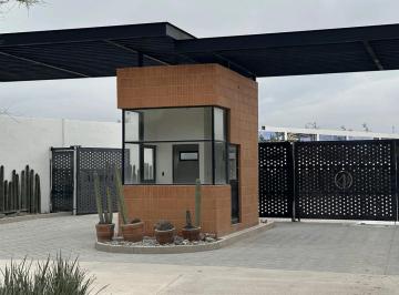 Terreno / Lote · Terreno en Venta en Artezana