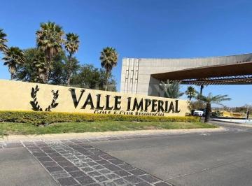 Terreno / Lote · 182m² · Terreno en Venta en Valle Imperial, Zapopan.