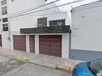 Casa de 4 habitaciones, Atizapán de Zaragoza · Casa en Venta en Col Jardines de Atizapan Cd Lopez Mateos