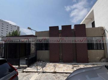 Casa · 135m² · 3 Recámaras · 1 Estacionamiento · Casa en Renta en Monterrey