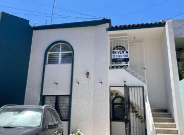 Casa de 3 habitaciones, Tlajomulco de Zúñiga · Casa Duplex en San Agustín