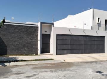 Casa de 3 habitaciones, Villa de Alvarez · Residencia en Las Lagunas, Villa de Álvarez, Colima