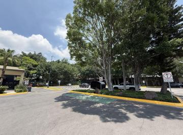 adeaf6634d137e206a3f2e50afac4e8f86588bc73dd7035305b4f1e41623341d · Terreno en Renta Lopez Mateos Sur Dentro de Centro Comercial